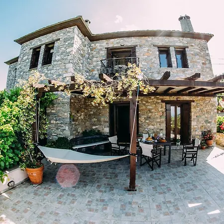 Manolies Mouresi